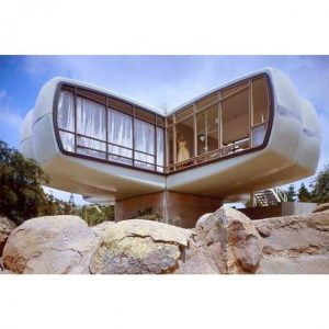 The 9 Plastic Houses Proving It Possible to Use the Material in ...