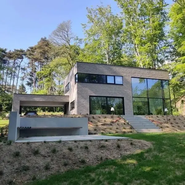 Breathtaking Bauhaus: A Stunningly Unique Modern Home Design bauhaus modern home