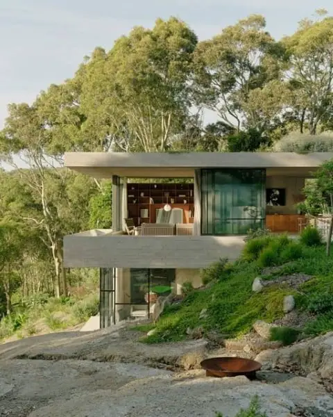 Coastal Concrete Masterpiece: A Breathtaking Danish-Australian Architecture Collaboration modern home view