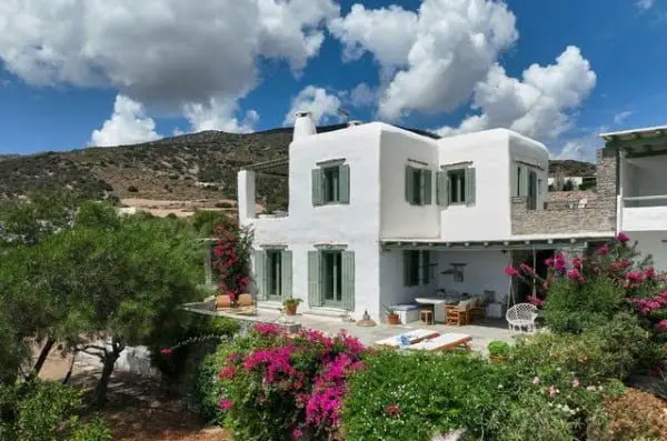 Breath-taking Modern Family Vacation House With Panoramic View In Paros - Akakies Paros modern home view