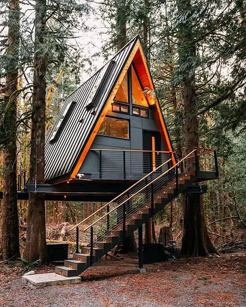 Charming Sustainable Off-The-Grid Tiny Home Design beautiful tiny modern home
