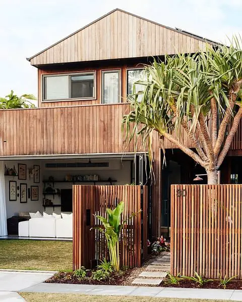 Seaside Sanctuary: A Timber-Clad Coastal Home In Byron Bay coastal modern home