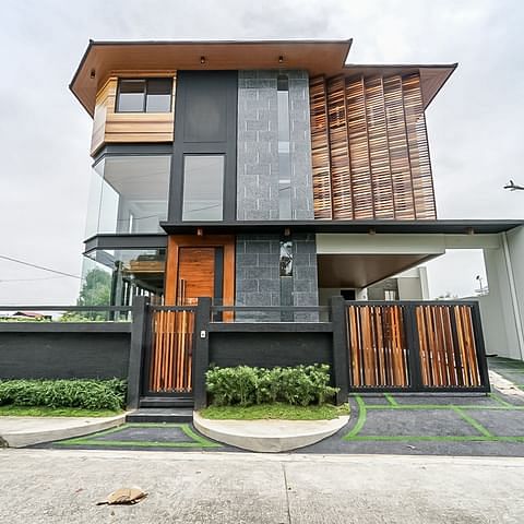 Spacious And Bold: Industrial Modern Home In Woodridge Marikina industrial modern home