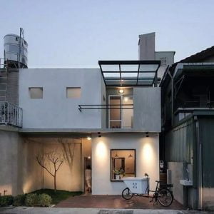 25 Industrial Modern Homes That Redefine Urban Living