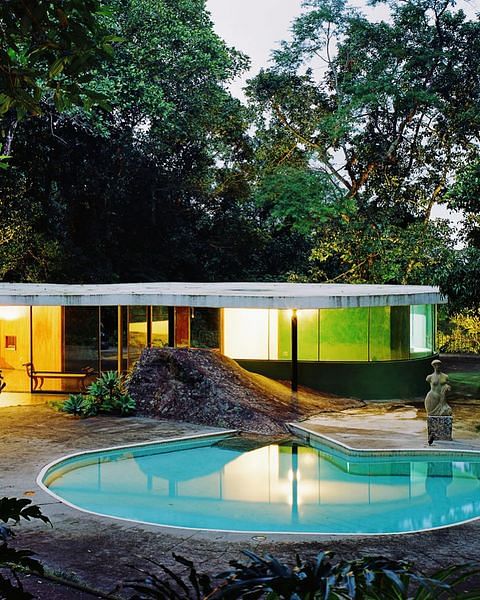 Exquisite Mid-Century Modern Casa Das Canoas By Oscar Niemeyer In Rio De Janeiro mid-century modern home