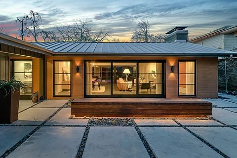 Sleek And Organic: A Stunning Mid-Century Modern Home In Dallas mid-century modern home
