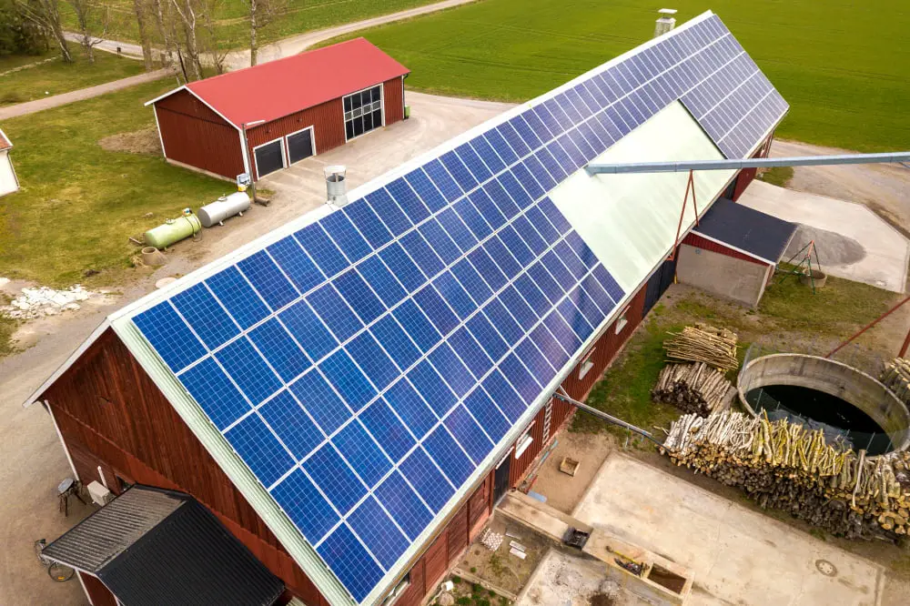 barn house solar roof