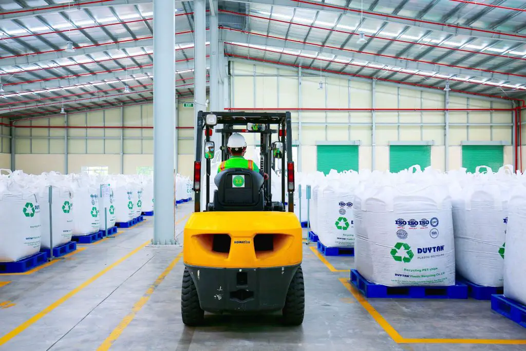 PLASTIC RECYCLING FACTORY
