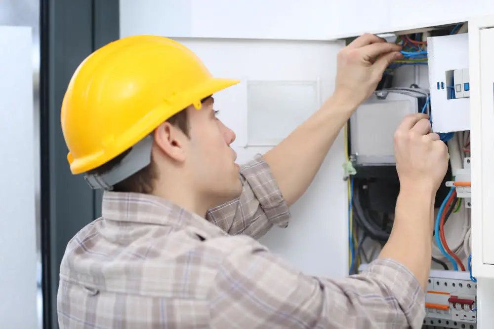 Metal Building Electrical Panel testing