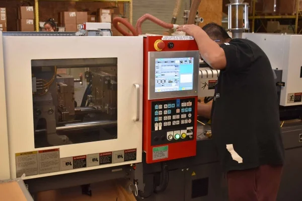 JD Products injection molding Minnesota